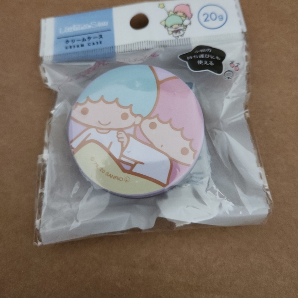 Little twin stars cream case from Daiso